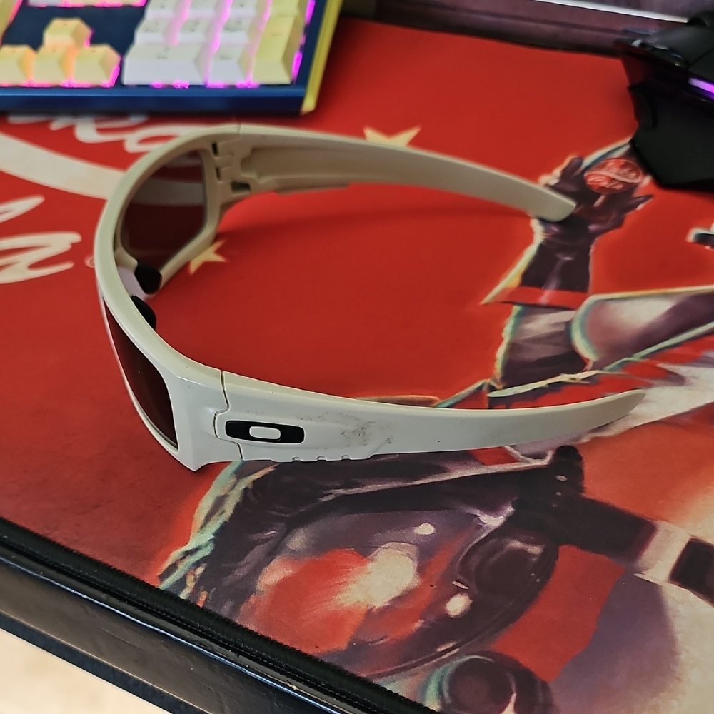 Oakley Cream Sport Sunglasses